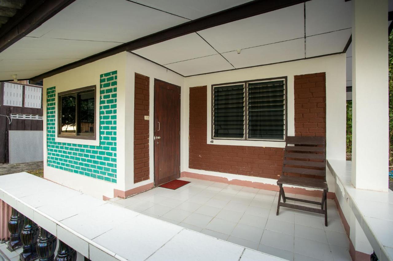Andaman Peace Resort Ранонг Экстерьер фото