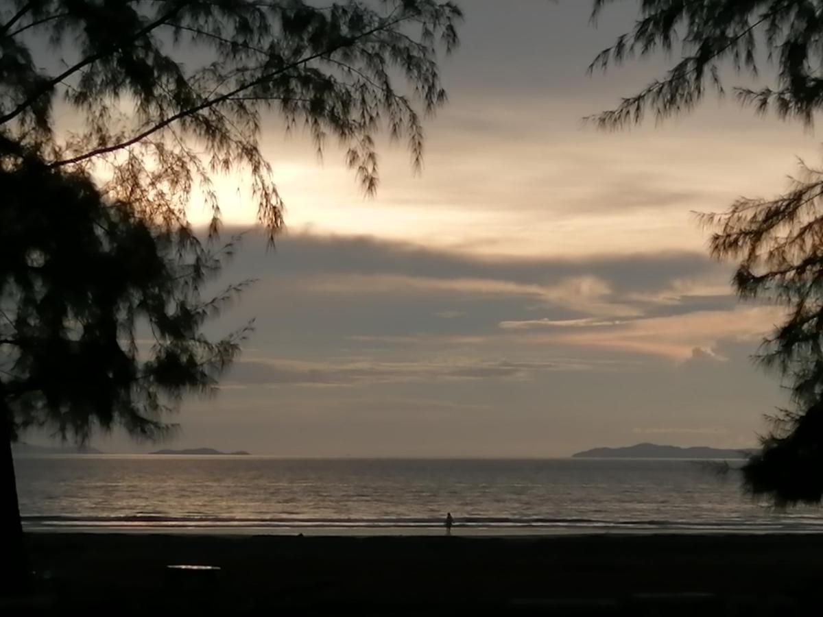 Andaman Peace Resort Ранонг Экстерьер фото
